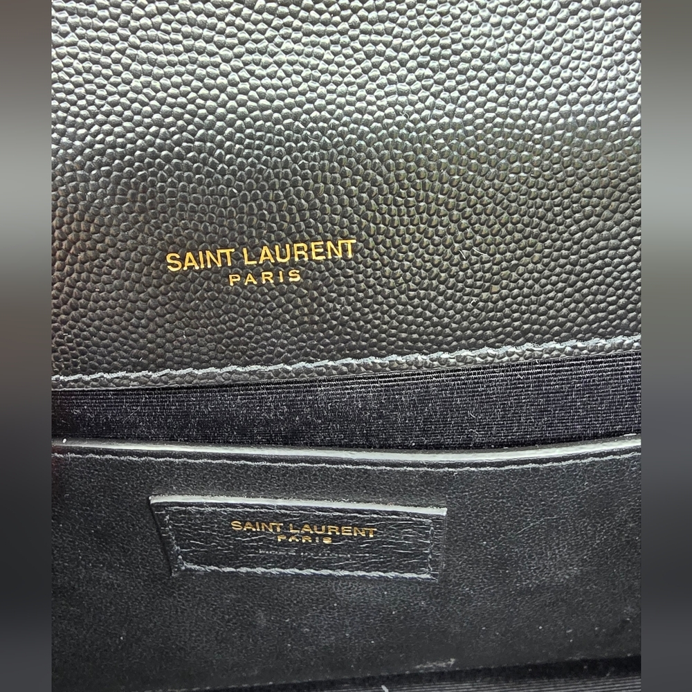 YSL Medium Envelope Monogram Shoulder Bag in Quilted Grain De Poudre - Picture 12 of 16